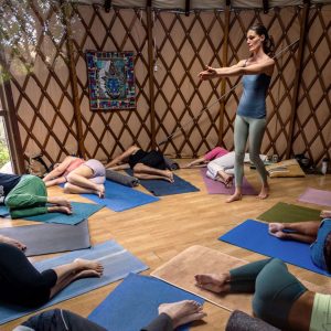 Yoga therapy retreat, retiro yoga terapia